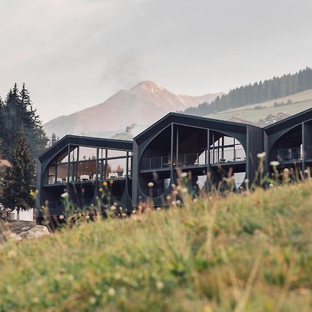 Hotel Milla Montis Maranza Bagian luar foto